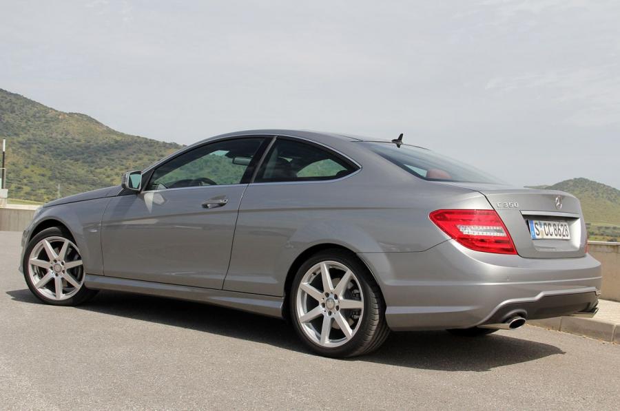  Mercedes-Benz C-Class Coupe 2012 года  (фото 47 из 99)